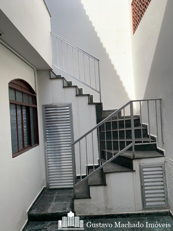 Casa à venda com 4 quartos, 278m² - Foto 11