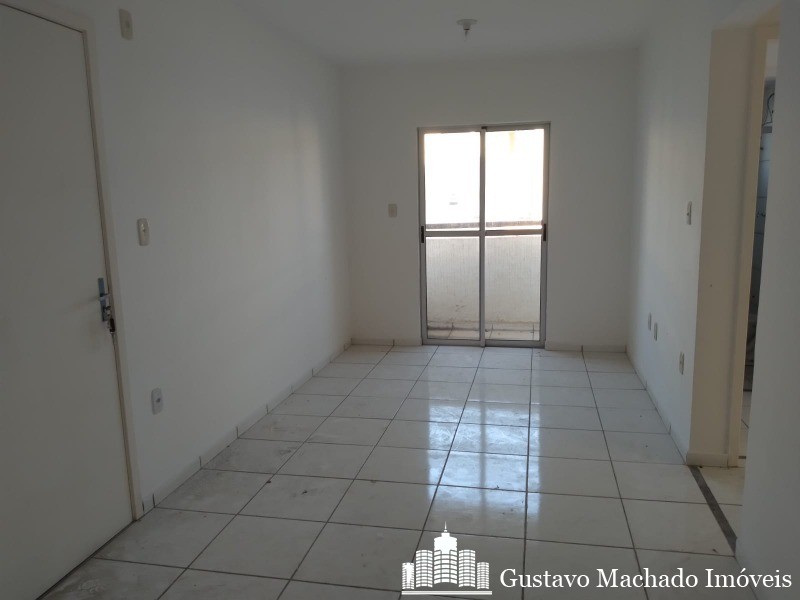 Apartamento para alugar com 2 quartos, 1m² - Foto 2