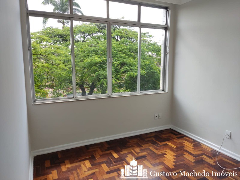 Apartamento para alugar com 3 quartos, 140m² - Foto 11