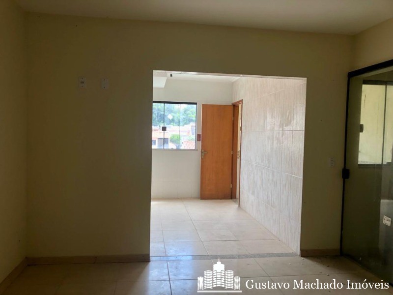 Casa à venda com 3 quartos, 210m² - Foto 10