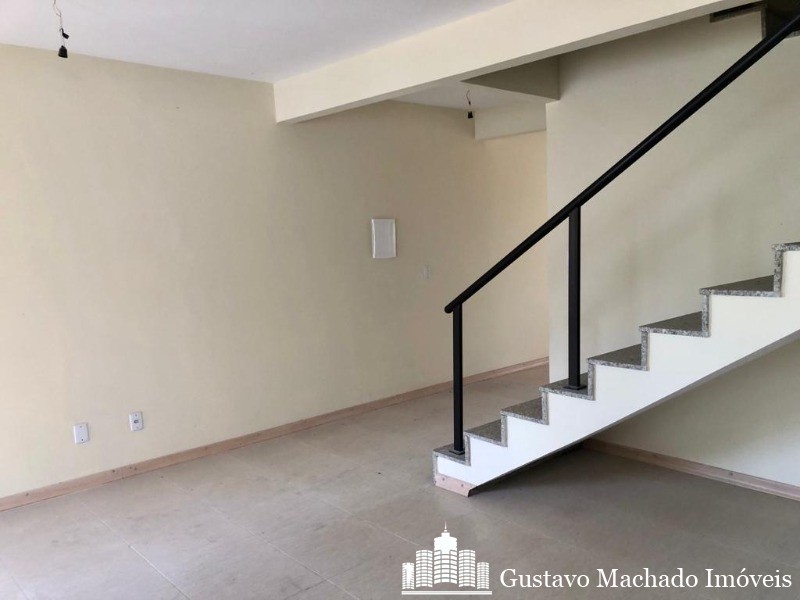 Casa à venda com 3 quartos, 210m² - Foto 5