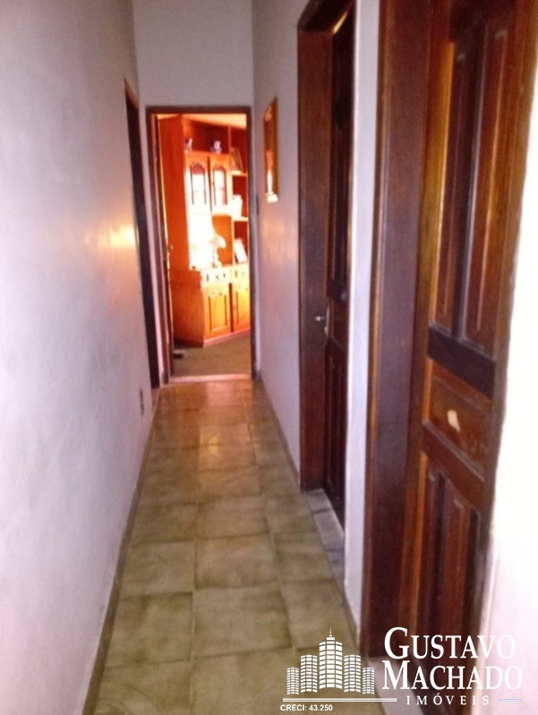 Casa à venda com 3 quartos, 200m² - Foto 9