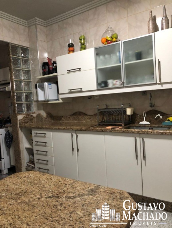 Apartamento à venda com 4 quartos, 194m² - Foto 5