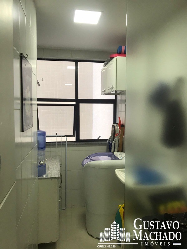 Apartamento à venda com 2 quartos, 70m² - Foto 8