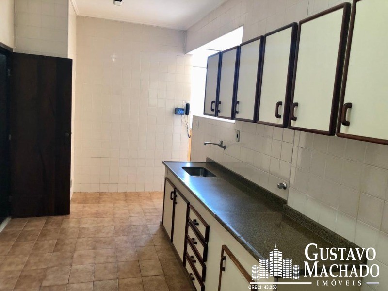 Apartamento à venda com 3 quartos, 168m² - Foto 13