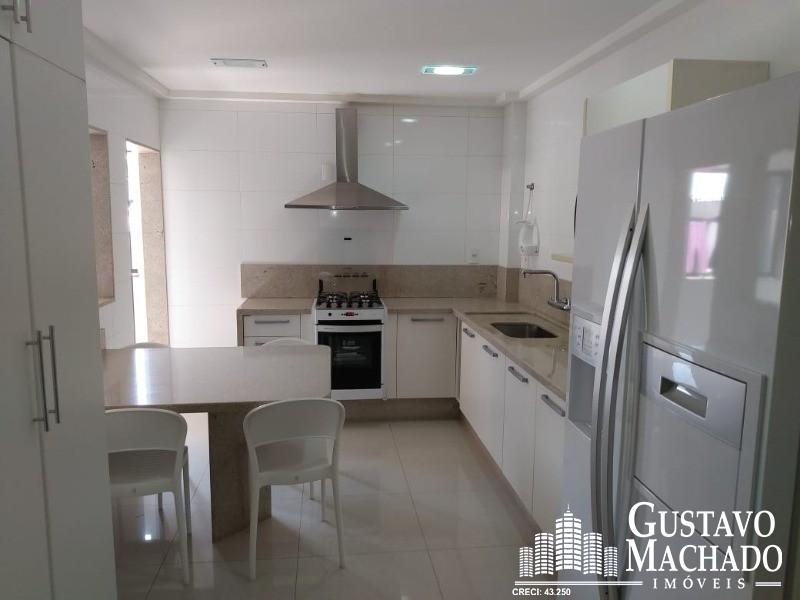 Apartamento à venda com 3 quartos, 167m² - Foto 4