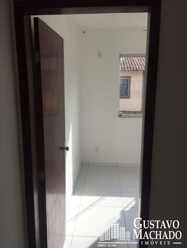 Casa à venda com 2 quartos, 65m² - Foto 18