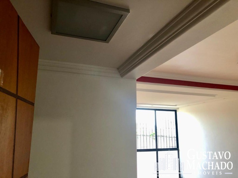 Apartamento à venda com 3 quartos, 174m² - Foto 3