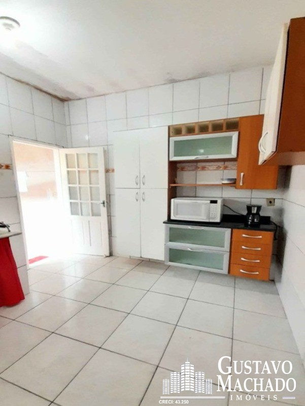 Casa à venda com 2 quartos, 1m² - Foto 9