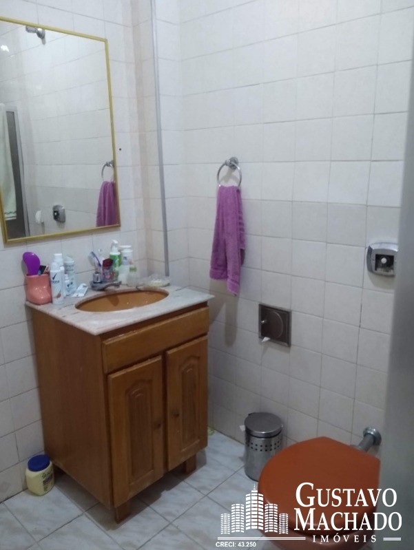 Casa à venda e aluguel com 3 quartos, 240m² - Foto 14