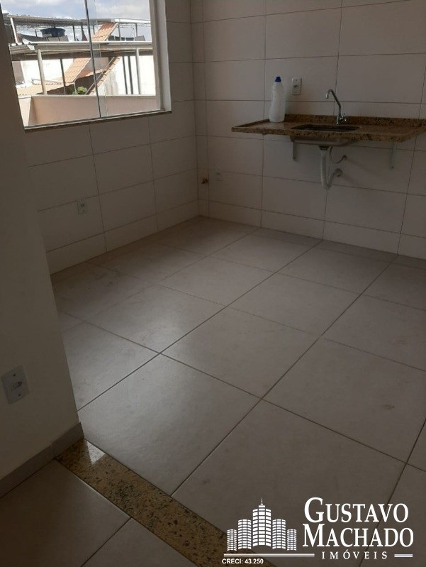 Apartamento à venda com 2 quartos, 70m² - Foto 3