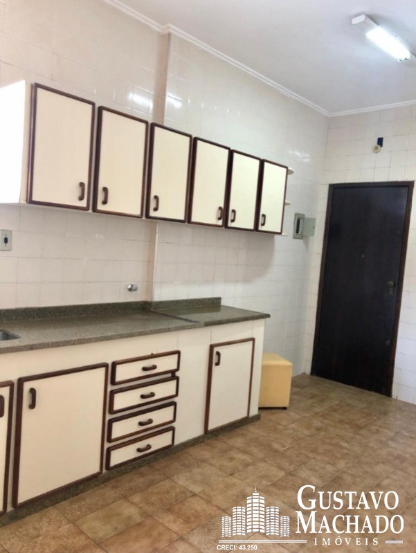 Apartamento à venda com 3 quartos, 168m² - Foto 14