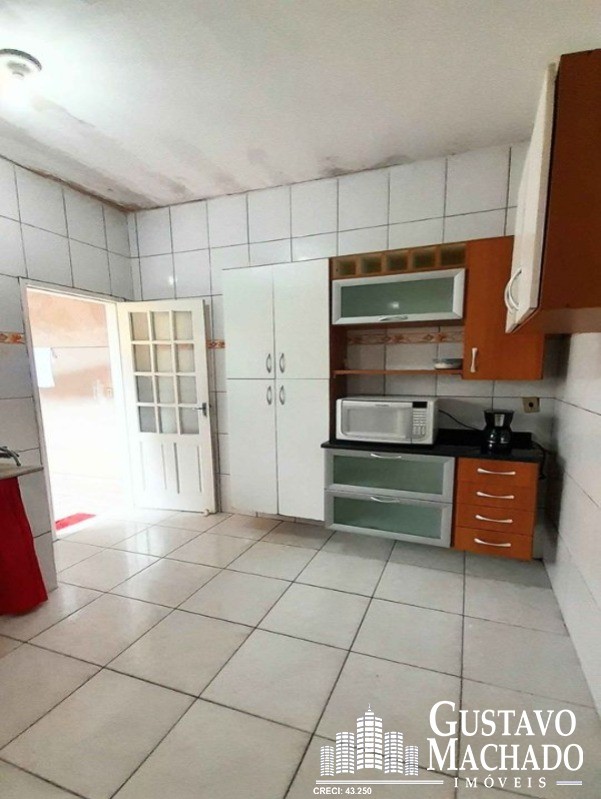 Casa à venda com 2 quartos, 1m² - Foto 7