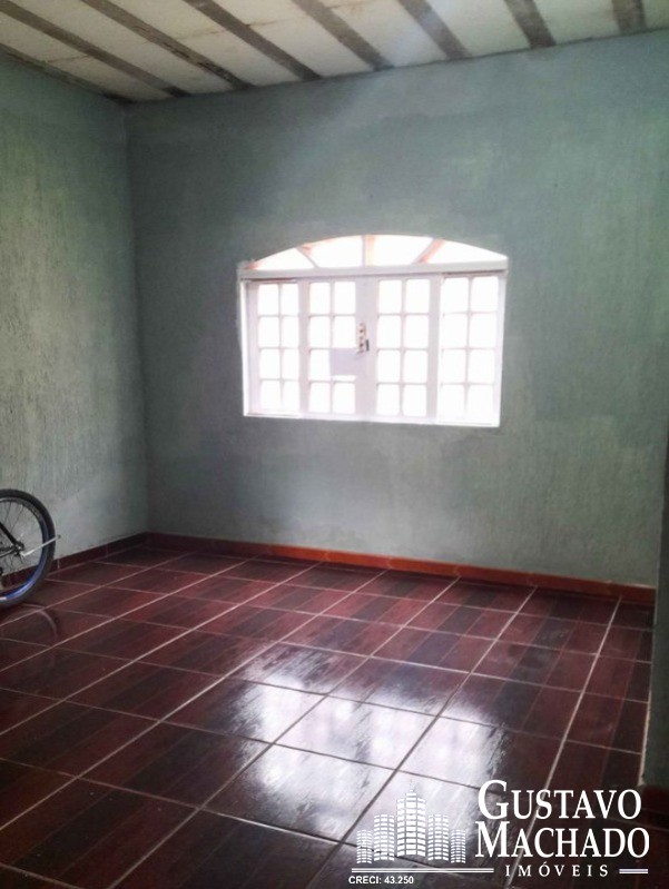 Casa à venda com 2 quartos, 1m² - Foto 11