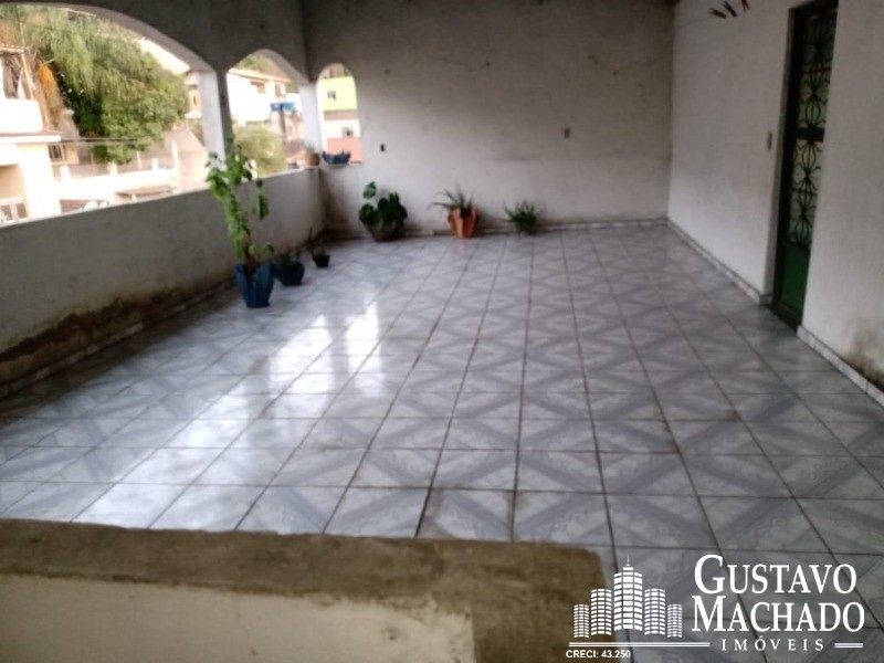 Casa à venda com 3 quartos, 200m² - Foto 3