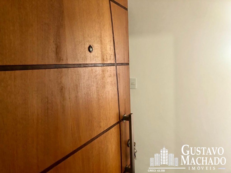 Apartamento à venda com 3 quartos, 174m² - Foto 2