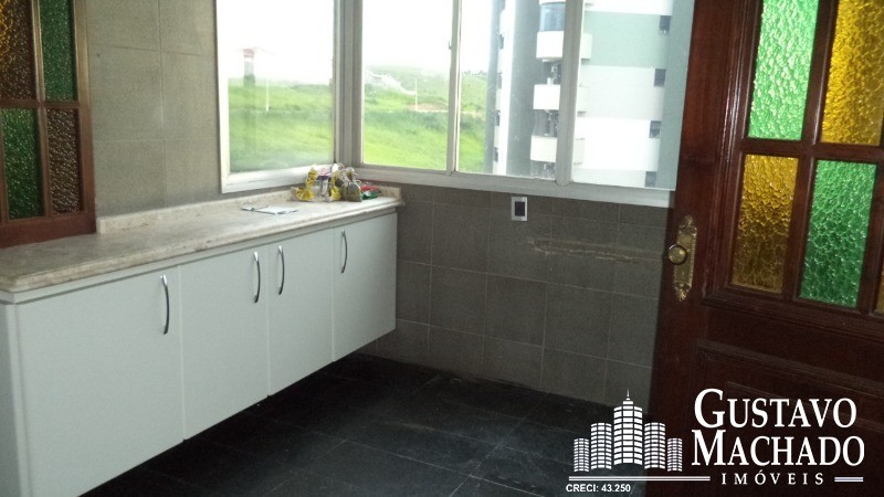 Apartamento à venda com 4 quartos, 227m² - Foto 27