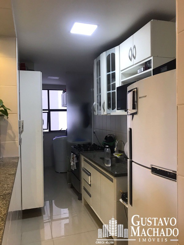 Apartamento à venda com 2 quartos, 70m² - Foto 7