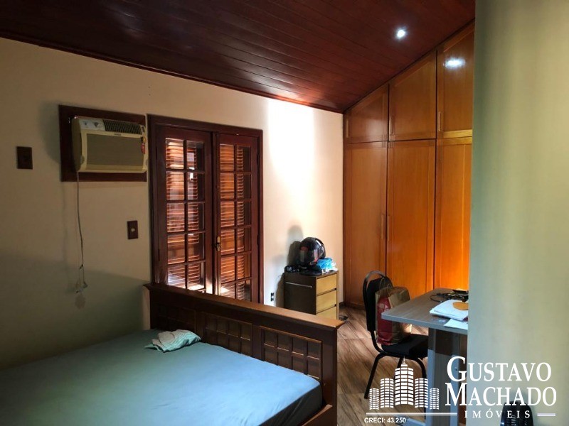 Casa à venda com 4 quartos, 600m² - Foto 45