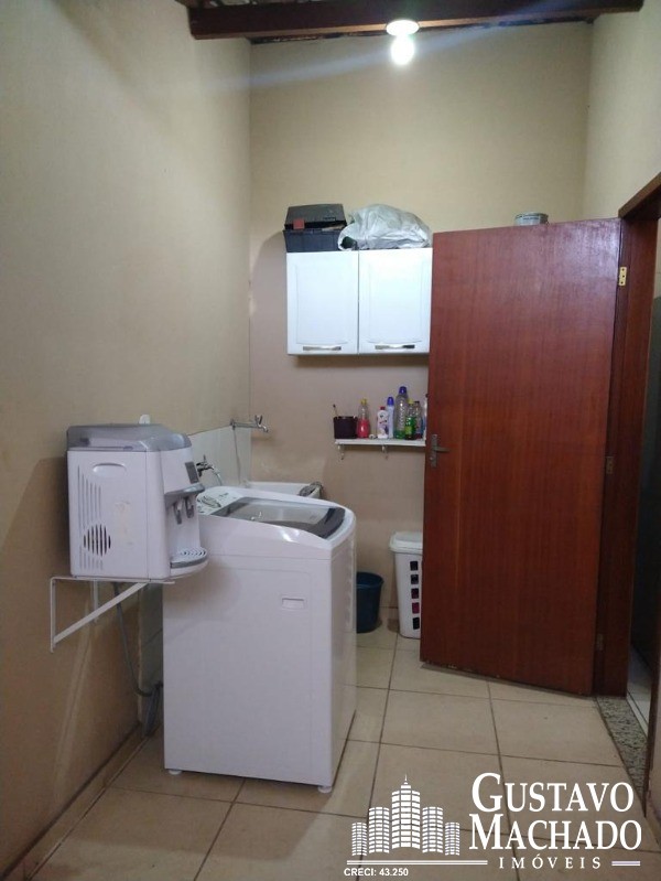 Casa à venda com 2 quartos, 60m² - Foto 15