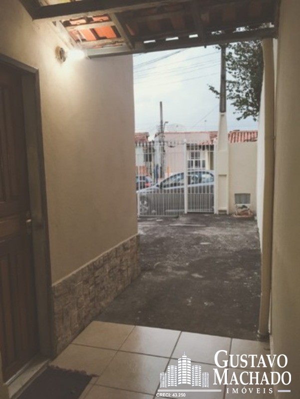 Casa à venda com 2 quartos, 80m² - Foto 12