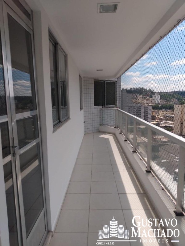 Apartamento à venda com 3 quartos, 109m² - Foto 1