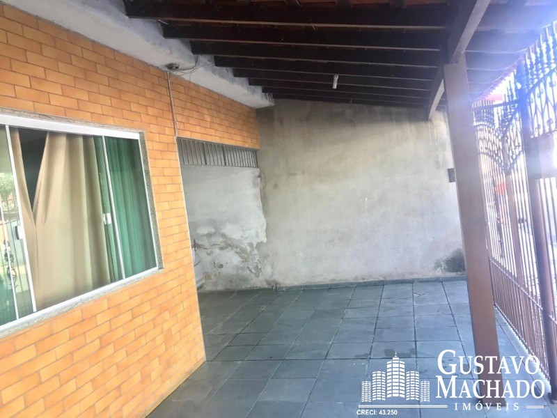 Casa à venda com 3 quartos, 140m² - Foto 2