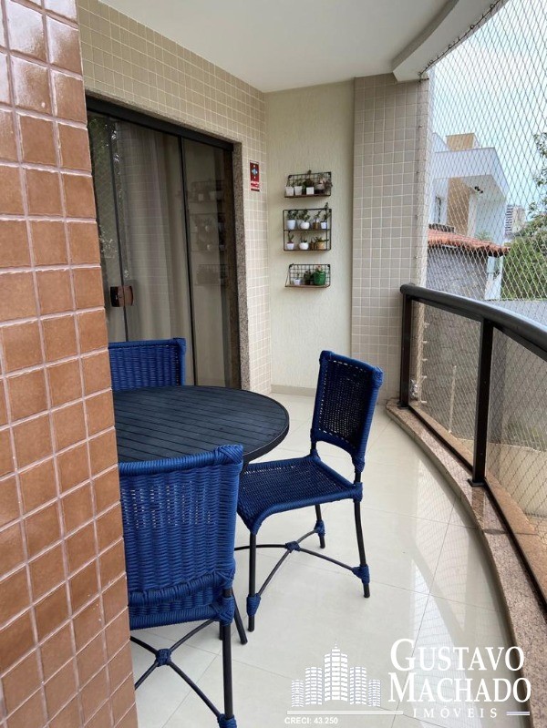 Apartamento à venda com 3 quartos, 140m² - Foto 1