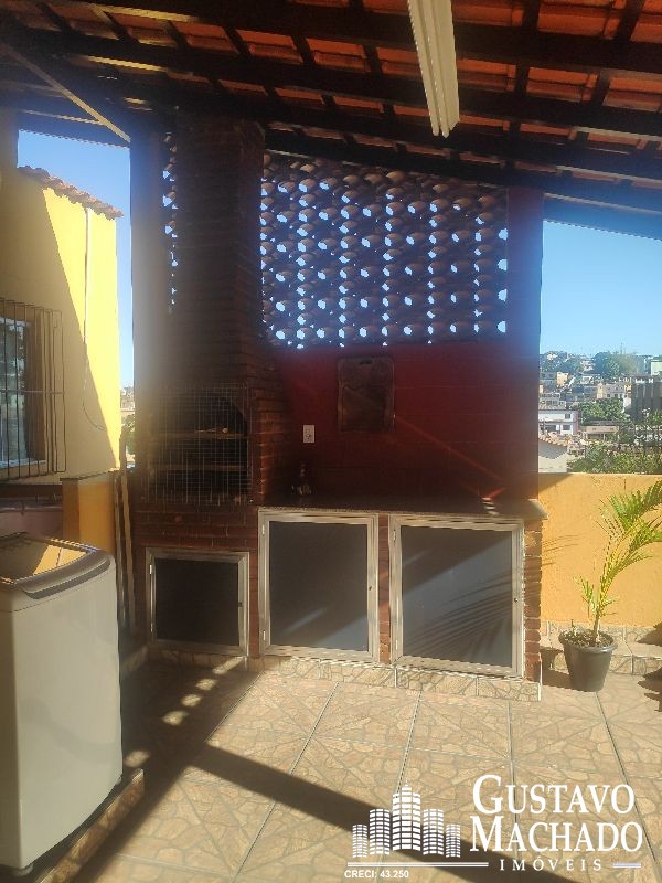 Apartamento à venda com 3 quartos, 150m² - Foto 2