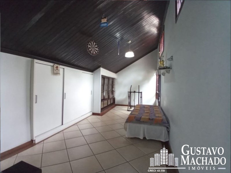 Casa à venda com 3 quartos, 230m² - Foto 15