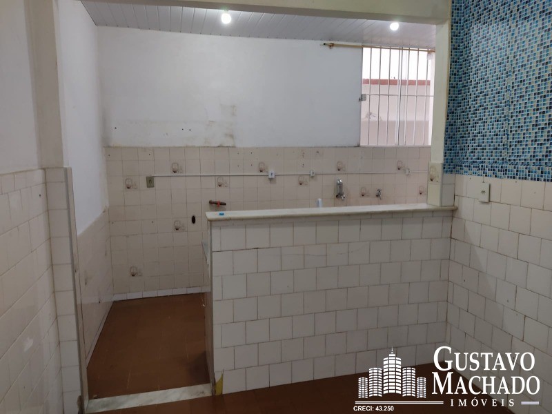 Apartamento à venda com 2 quartos, 80m² - Foto 2