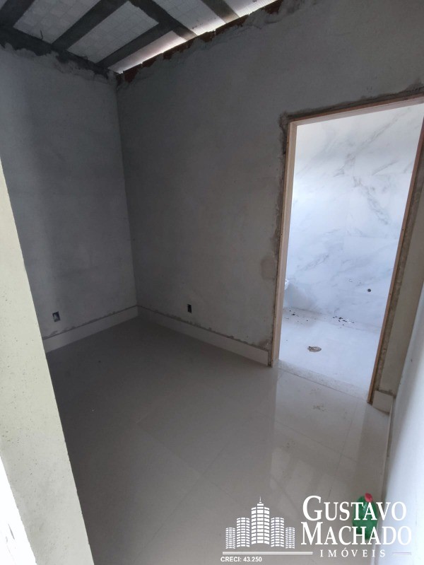 Casa à venda com 3 quartos, 240m² - Foto 6