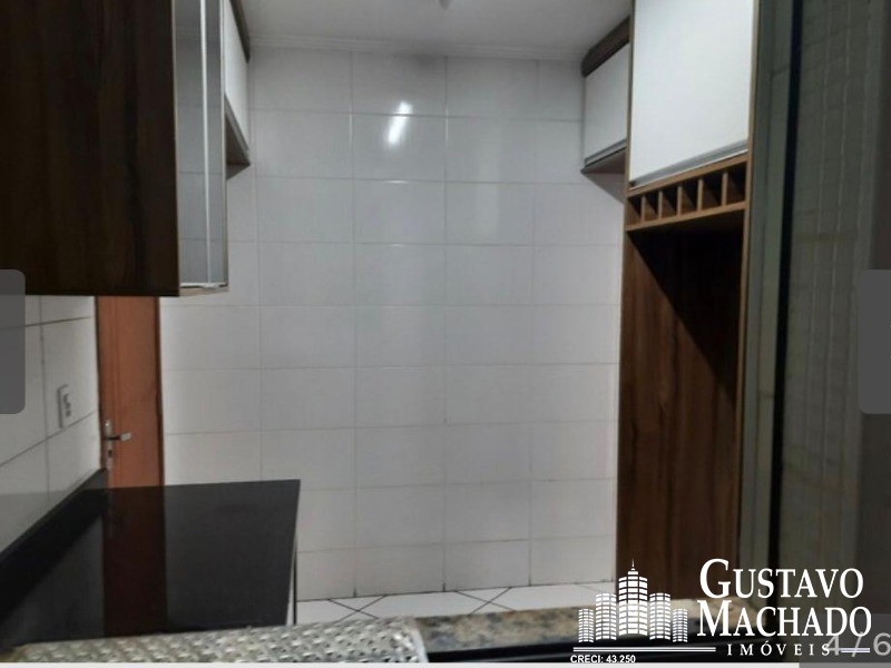 Apartamento à venda com 2 quartos, 75m² - Foto 1