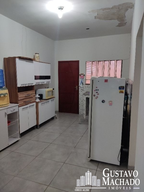 Casa à venda com 5 quartos, 300m² - Foto 19