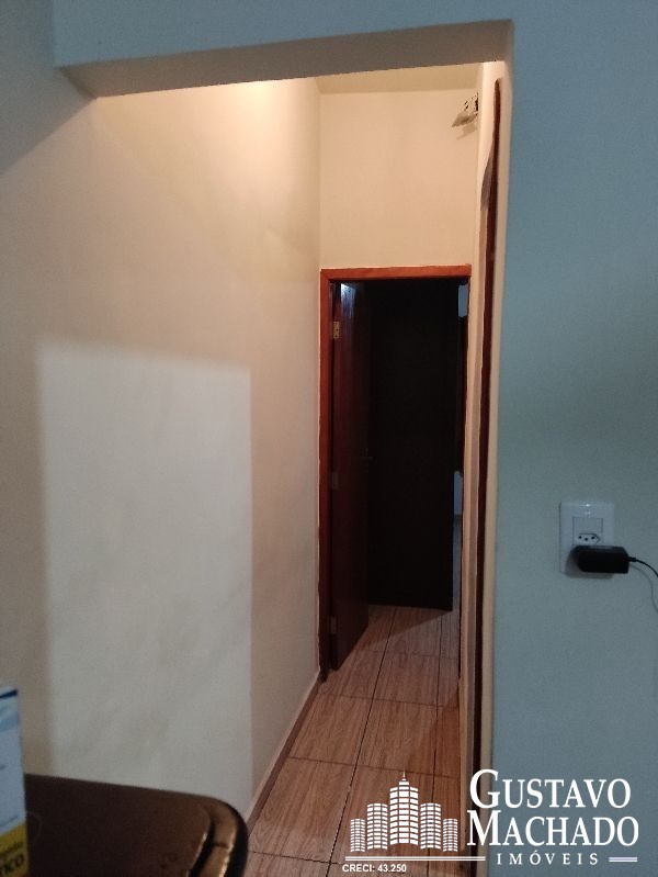 Casa à venda com 5 quartos, 300m² - Foto 21