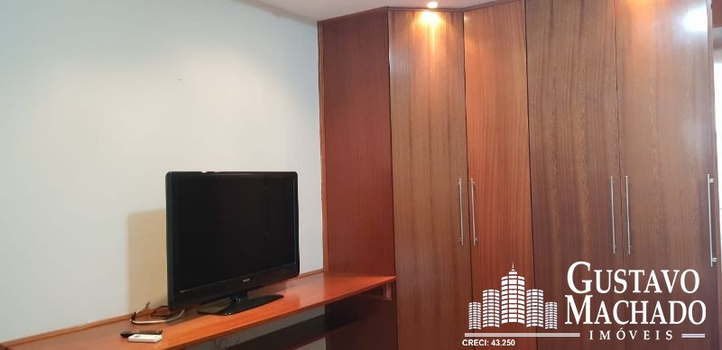 Apartamento à venda com 4 quartos, 200m² - Foto 7