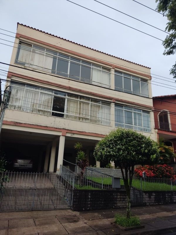 Apartamento à venda com 3 quartos, 242m² - Foto 2