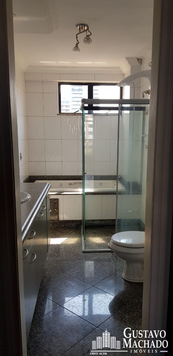 Apartamento à venda com 4 quartos, 200m² - Foto 4