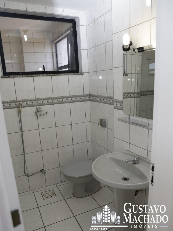 Apartamento à venda com 2 quartos, 70m² - Foto 15