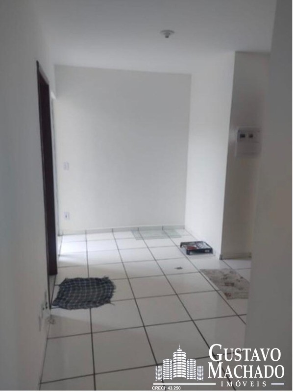 Apartamento à venda com 2 quartos, 45m² - Foto 3