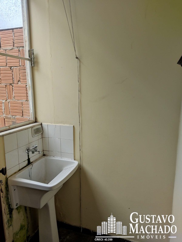 Casa à venda com 4 quartos, 81m² - Foto 19