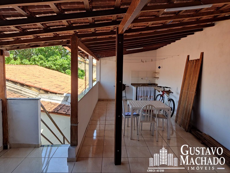 Casa à venda com 3 quartos, 172m² - Foto 29