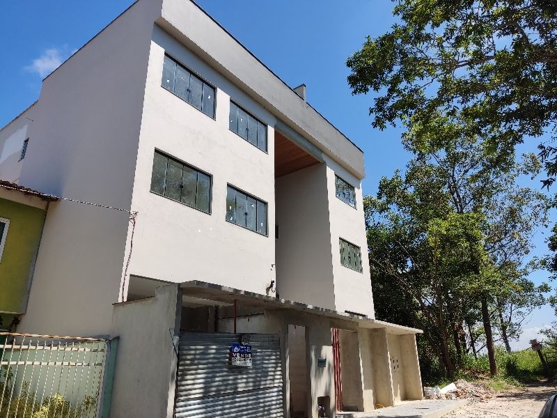 Cobertura à venda com 2 quartos, 140m² - Foto 2