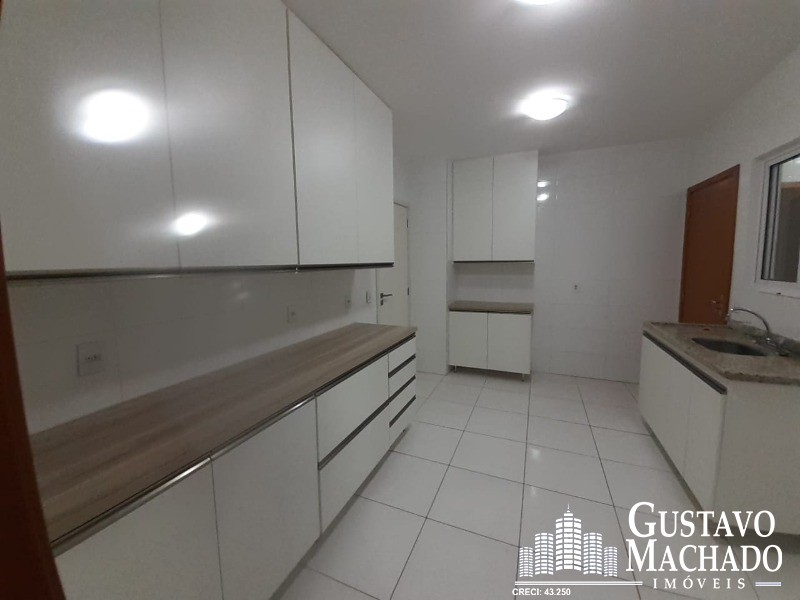 Apartamento à venda com 3 quartos, 160m² - Foto 7