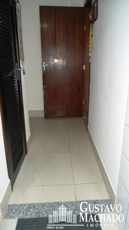 Casa à venda com 3 quartos, 200m² - Foto 22