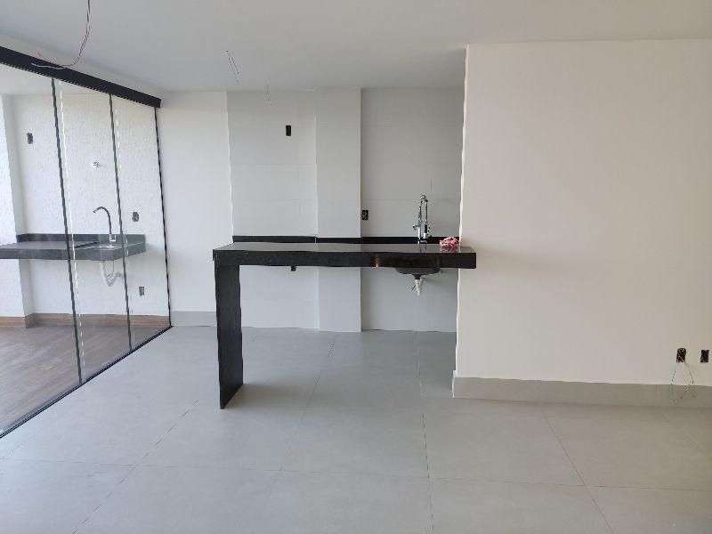 Apartamento à venda com 3 quartos, 94m² - Foto 4