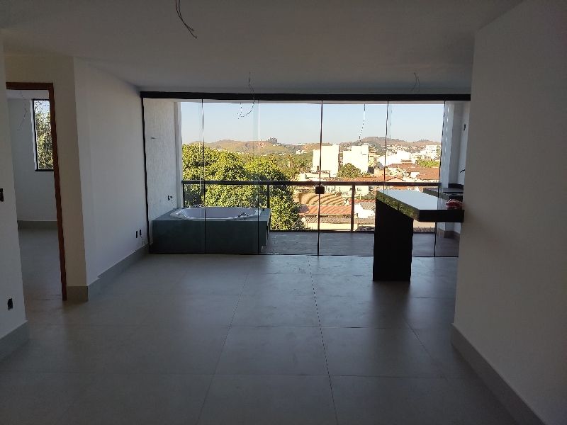 Apartamento à venda com 3 quartos, 94m² - Foto 3