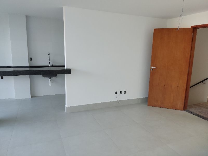 Apartamento à venda com 3 quartos, 94m² - Foto 6