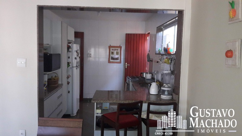 Casa à venda com 3 quartos, 197m² - Foto 15