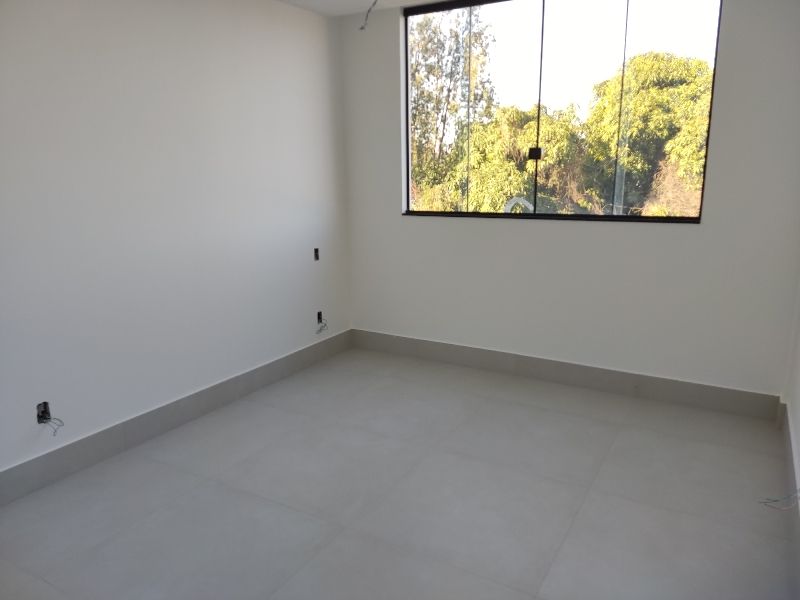 Apartamento à venda com 3 quartos, 94m² - Foto 11